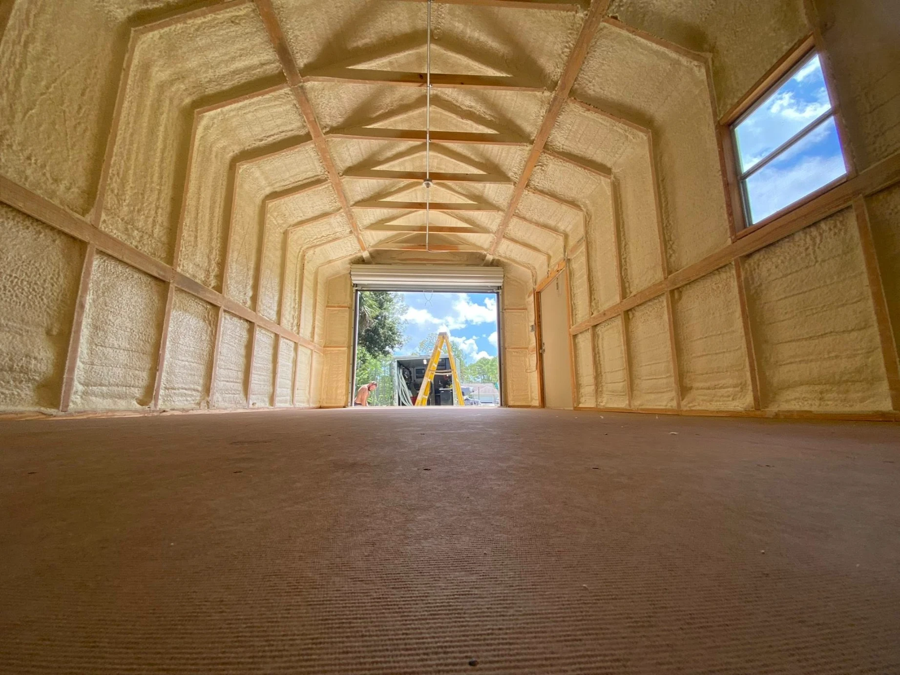 What to Expect from a Professional Spray Foam Installation Team in Wellington, FL