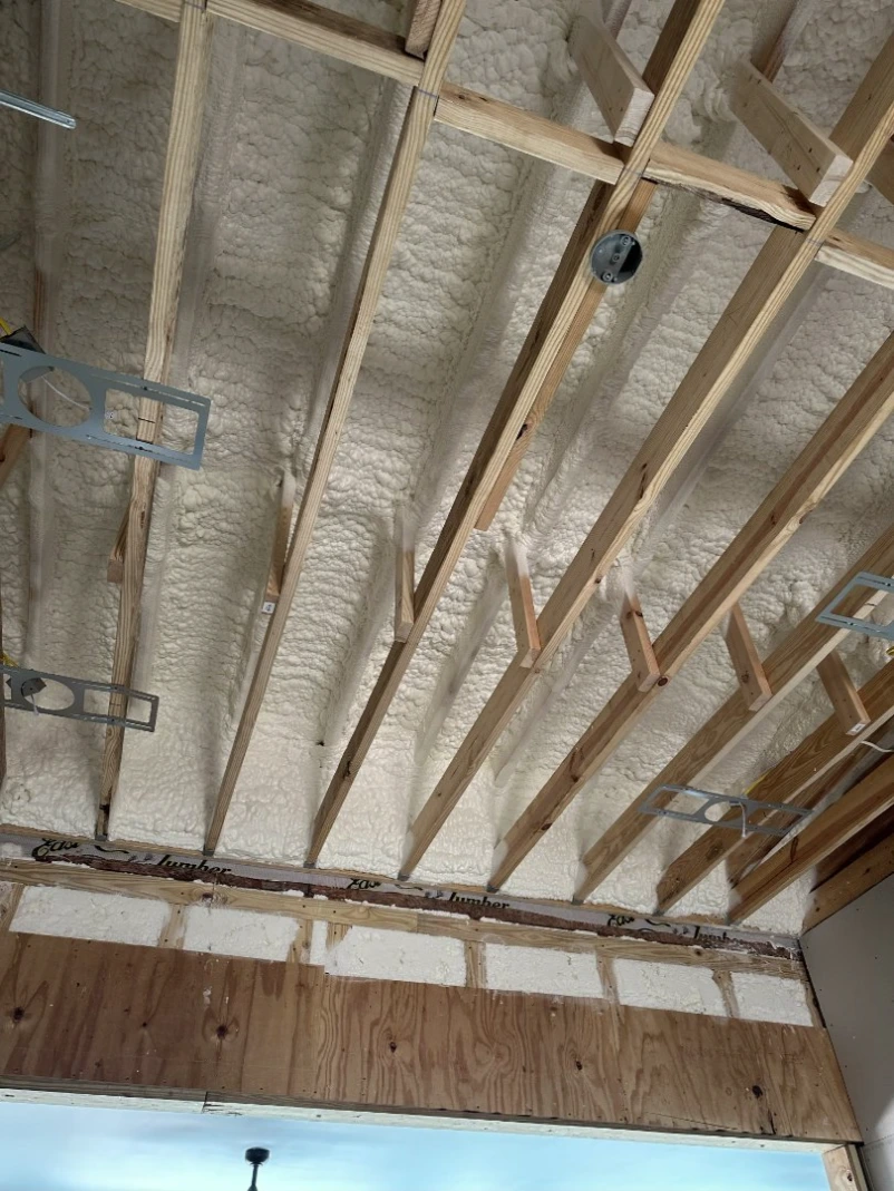 Can Spray Foam Insulation Improve the Performance of Hard-to-Insulate Areas in Lake Worth Beach, FL Homes?